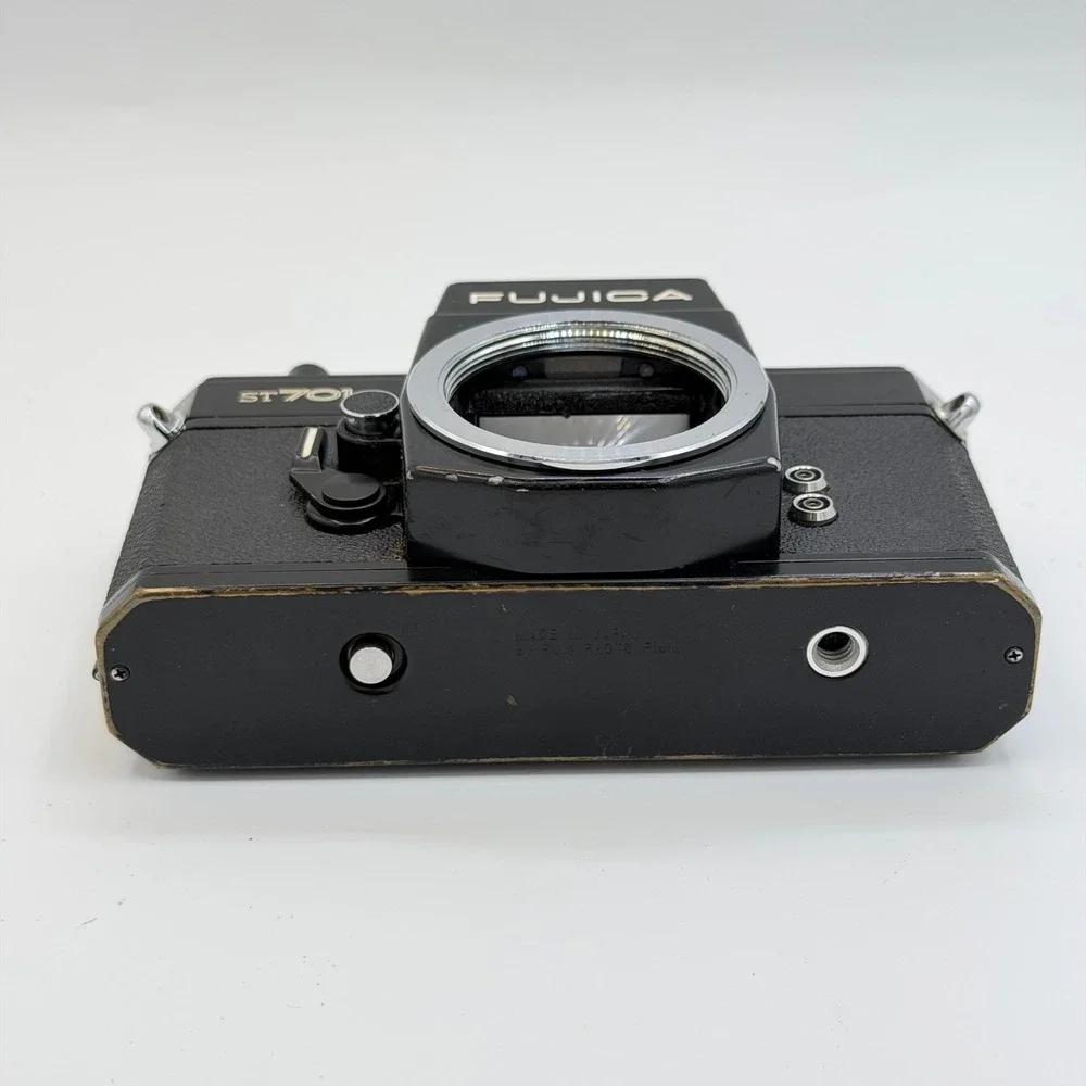 Fujica ST701 35mm SLR Film Camera Body Black M42 Screw Mount Vintage Vintage